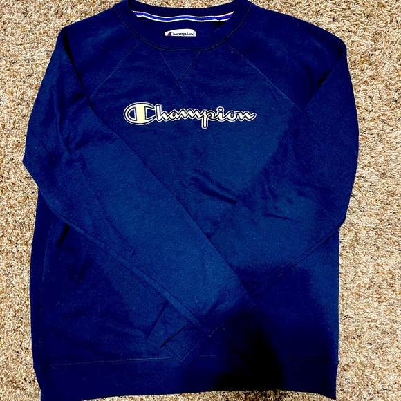 Champion crew neck. - Picture 1 of 1